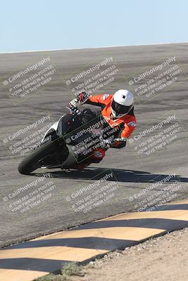 media/Oct-13-2025-Moto Forza (Mon) [[a66d839500]]/4-C Group/Session 2 (Bowl)/